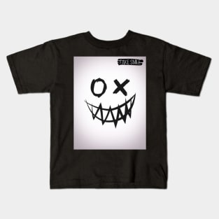 an insincere smile Kids T-Shirt